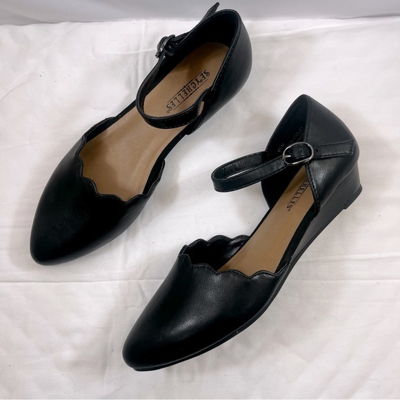 Seychelles Scalloped d’Orsay Ankle Strap Pointed‎ Toe Wedge Black Size 5.5 shoe - Picture 1 of 16